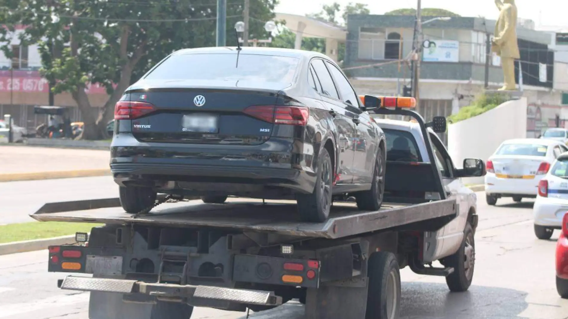 Aplican primera multa por estacionarse en un lugar para discapacitados